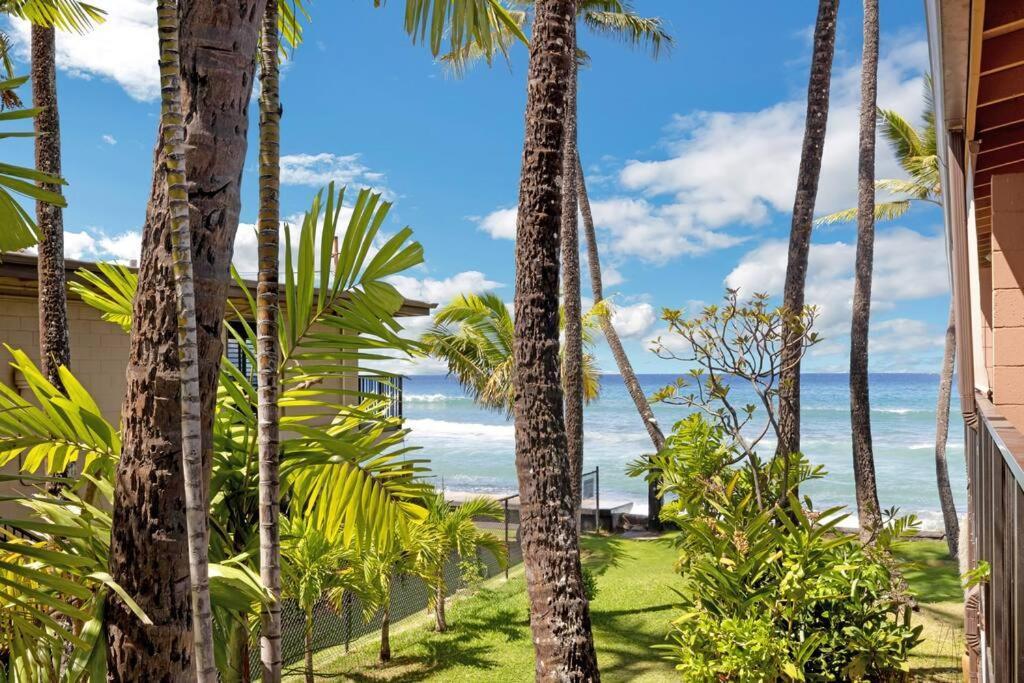 Oceanfront With Aircon-Hear The Waves-Amazing Views-Wifi Apartment Лахайна Екстериор снимка