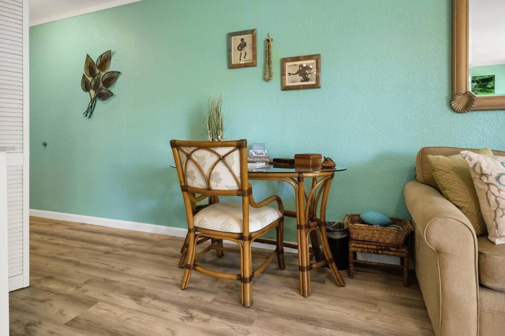 Oceanfront With Aircon-Hear The Waves-Amazing Views-Wifi Apartment Лахайна Екстериор снимка