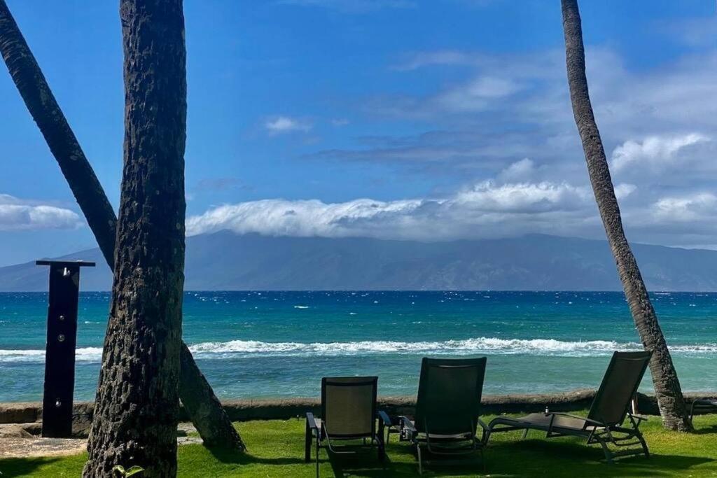 Oceanfront With Aircon-Hear The Waves-Amazing Views-Wifi Apartment Лахайна Екстериор снимка