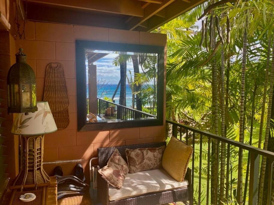 Oceanfront With Aircon-Hear The Waves-Amazing Views-Wifi Apartment Лахайна Екстериор снимка